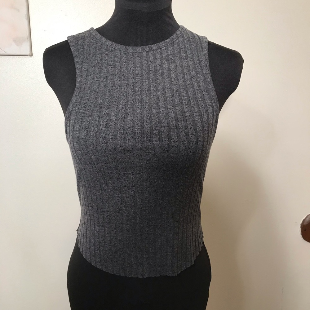 BDG gray knit tank size L